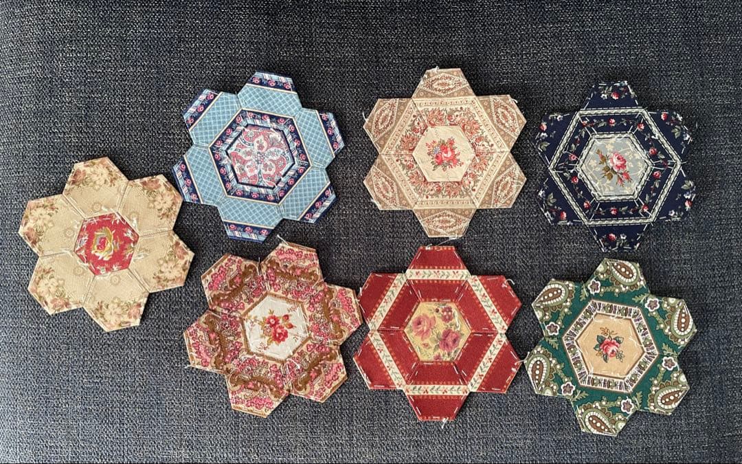 （478）ヘキサゴン 正六角形 パッチワーク 製作途中 カット布