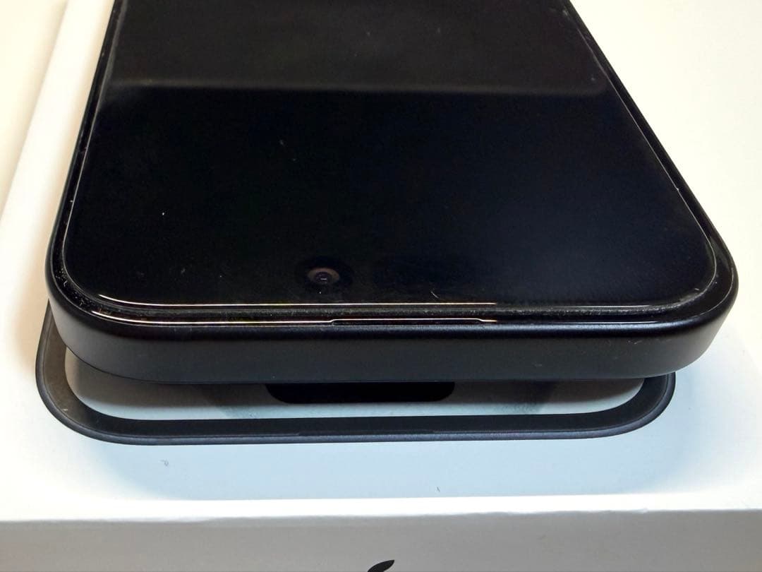 Apple iPhone 15 128GB スペースブラック