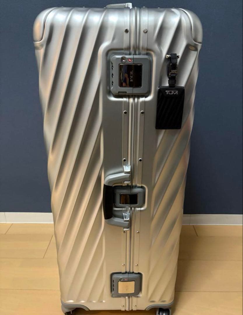 TUMI ローリング・トランク 19 DEGREE ALUMINUM 86L