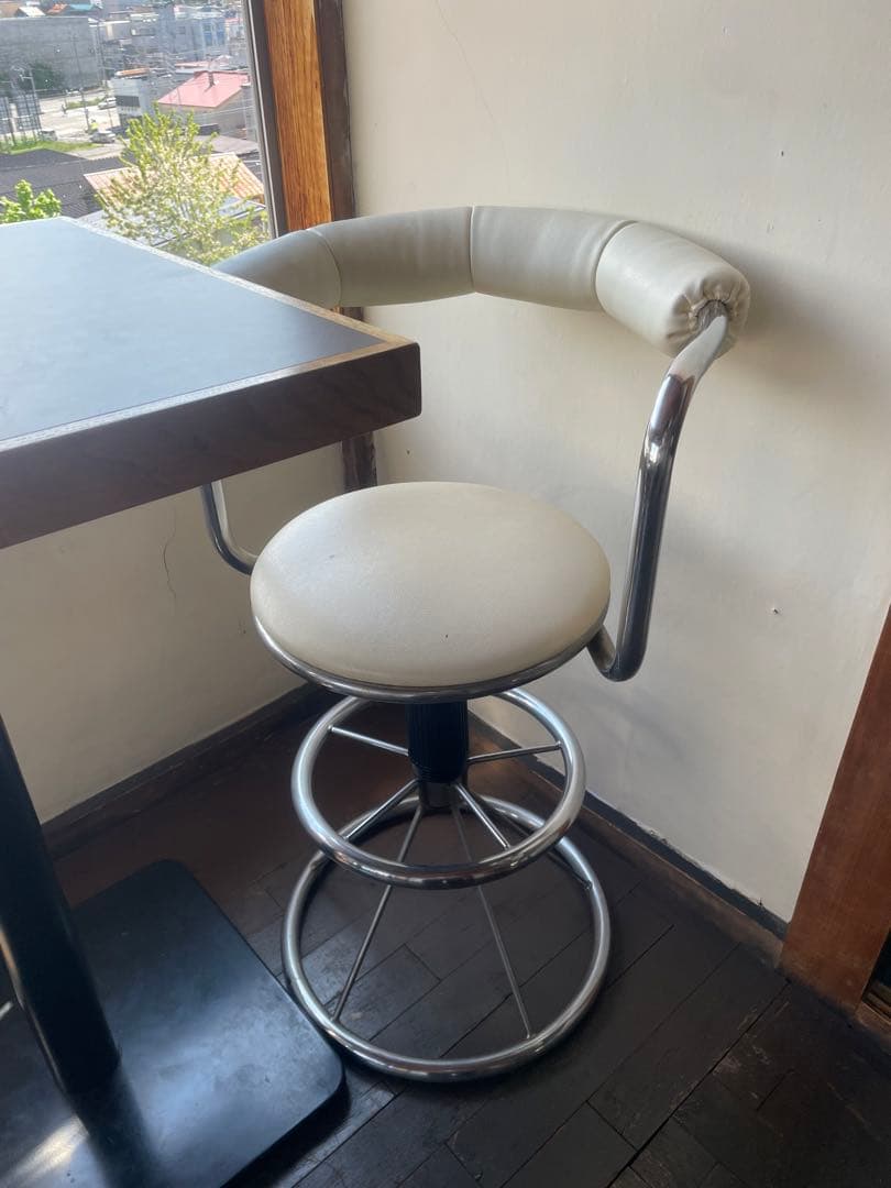 【7/15迄】ホワイトレザー油圧式バーチェア　カウンターチェア バースツール②