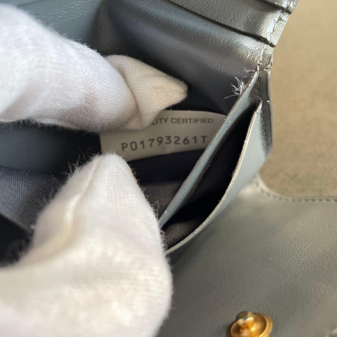 【使用感少ない】ボッテガヴェネタ　三つ折り　財布　ウォレット