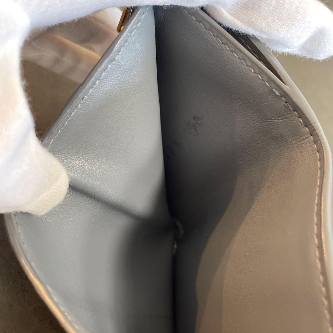 【使用感少ない】ボッテガヴェネタ　三つ折り　財布　ウォレット