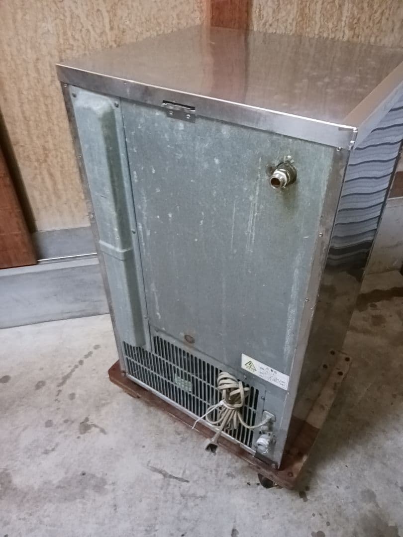 ホシザキ　業務用製氷機　IM-35L