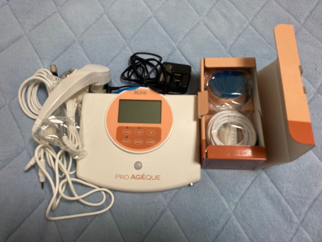 【未使用】エックスワン　美顔器　プロアジーク　ボディー＆フェイス　美容機器