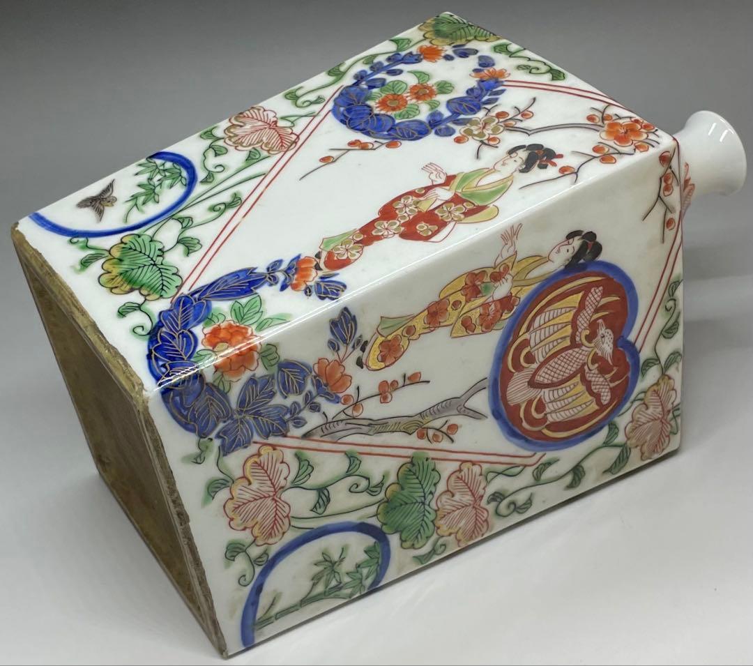 幸せウサギ　古伊万里　錦手　色絵美人角徳利　金彩　色絵　一輪挿し　v613