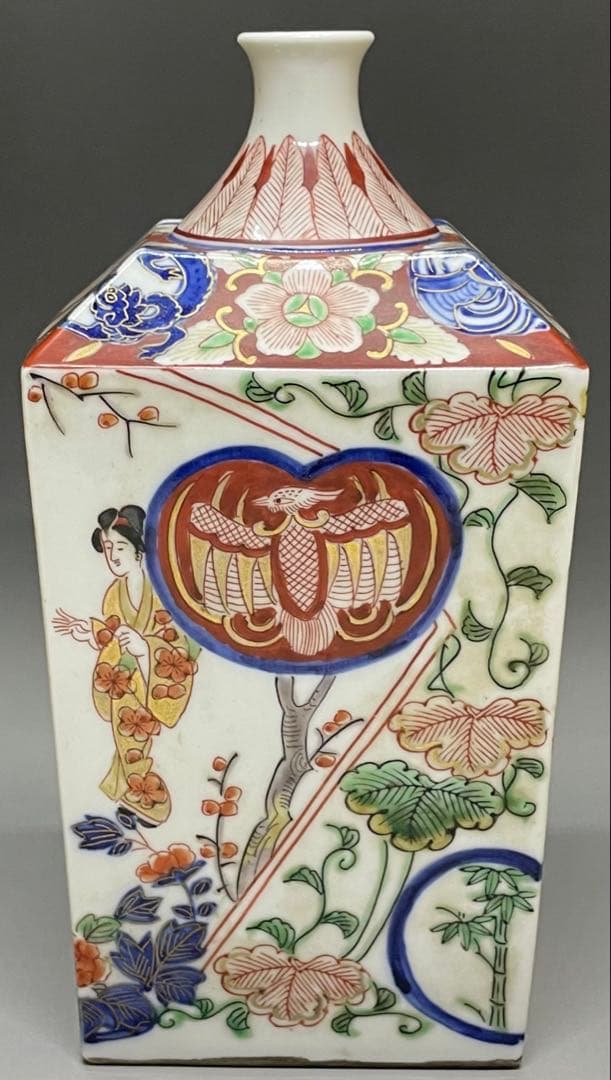 幸せウサギ　古伊万里　錦手　色絵美人角徳利　金彩　色絵　一輪挿し　v613