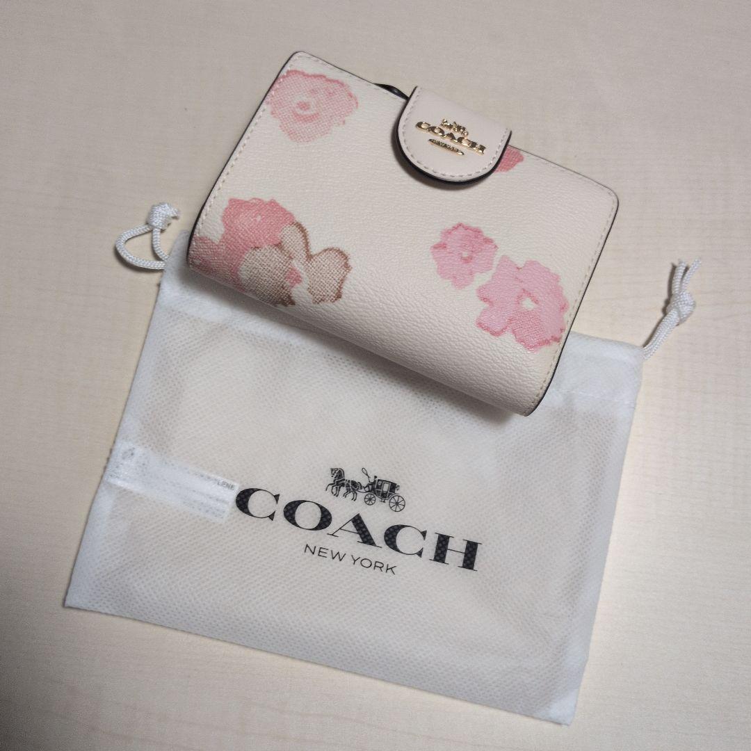 【コーチ】ミディアム コーナー ジップ ウォレット フローラルプリント 日本限定