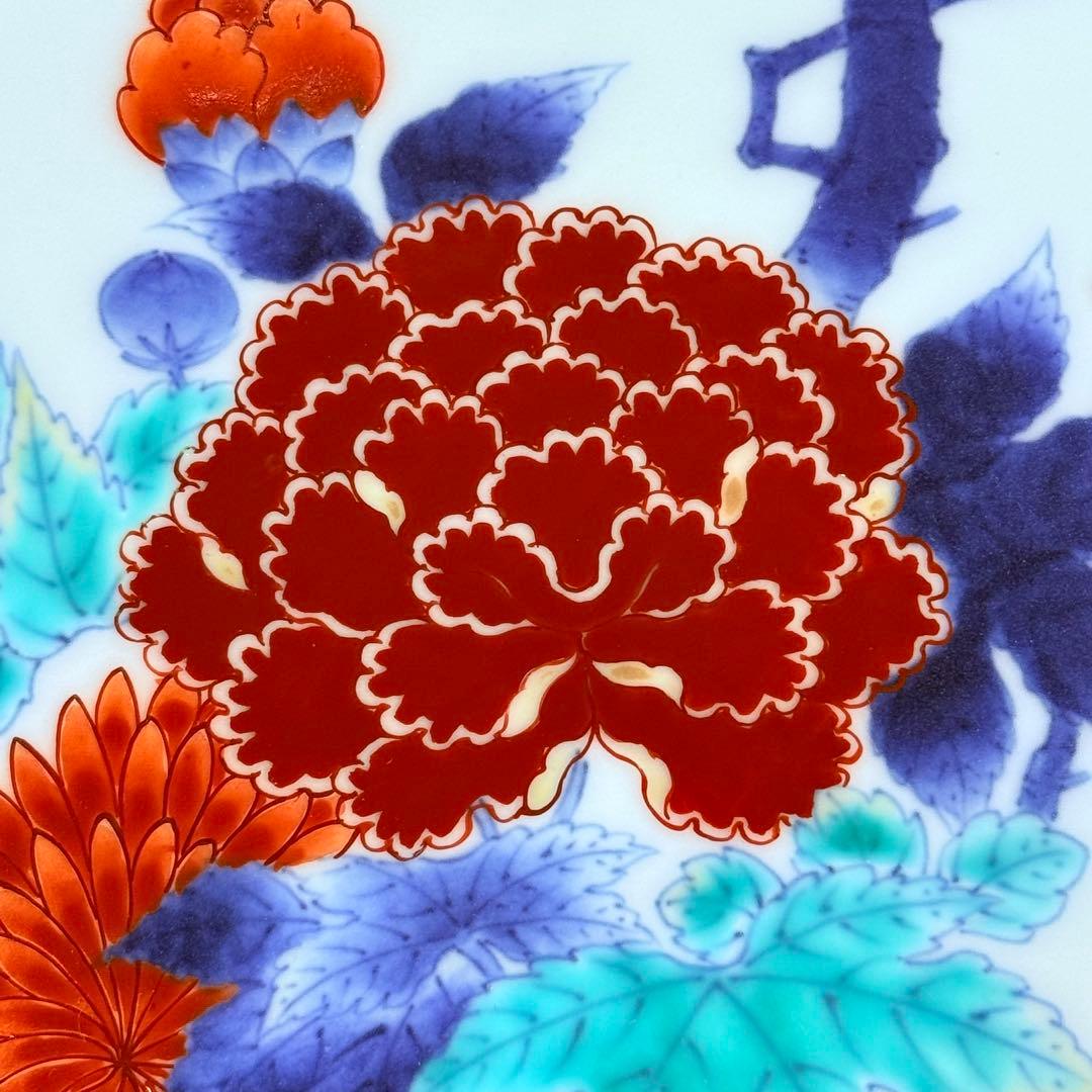 国重要無形文化財　今泉今右衛門　色鍋島文様皿　共箱付き　直径25㎝　桜　牡丹　菊