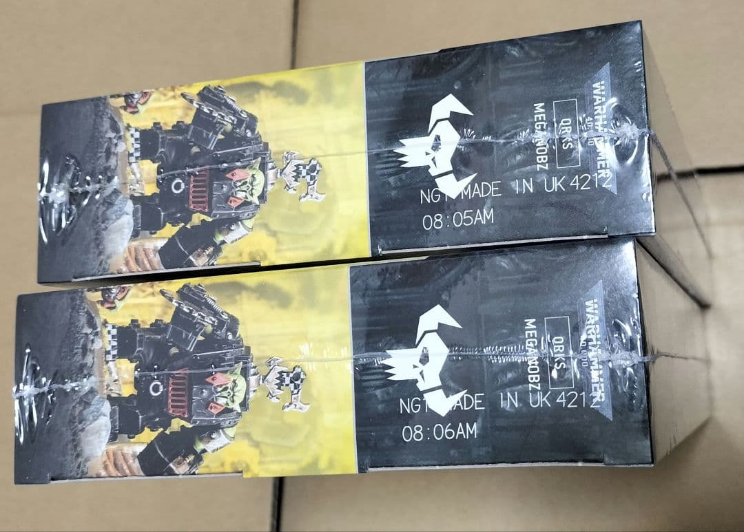 WH40Kオルク　ウォーボス（メガアーマー装備）とコンパト説明書とメガノブ2箱