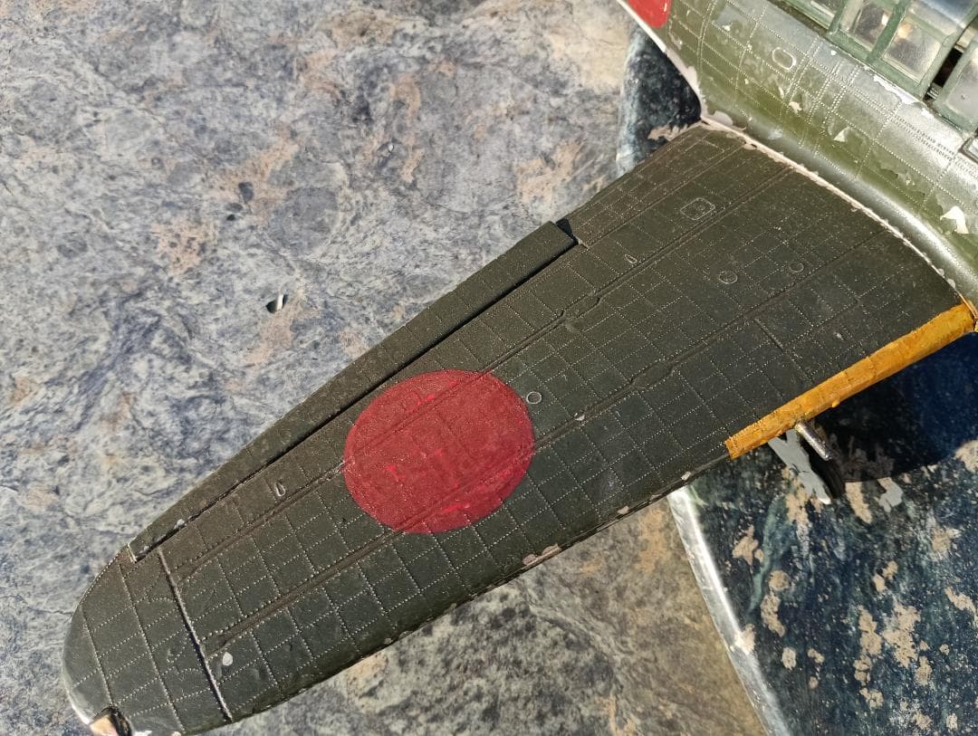 １６０４）ずっしり重いダイカスト製　ゼロ戦？　２機まとめて　難あり