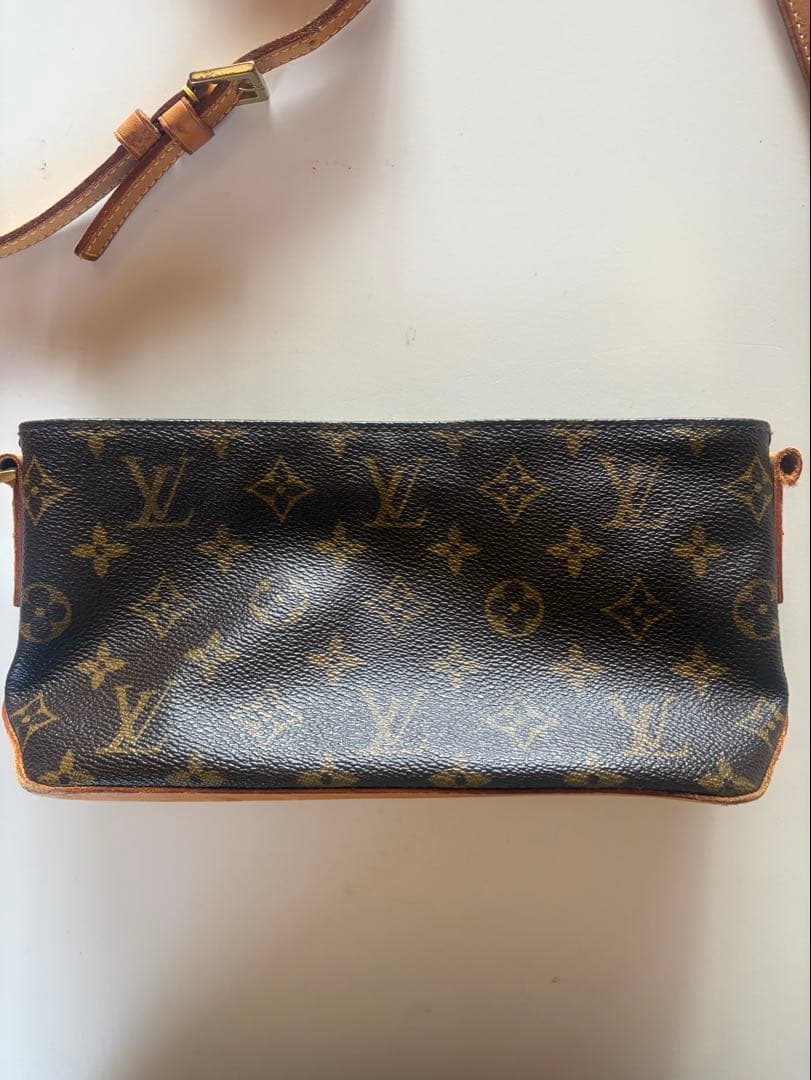 【訳あり品】ルイ・ヴィトン モノグラム トロターショルダーバッグ