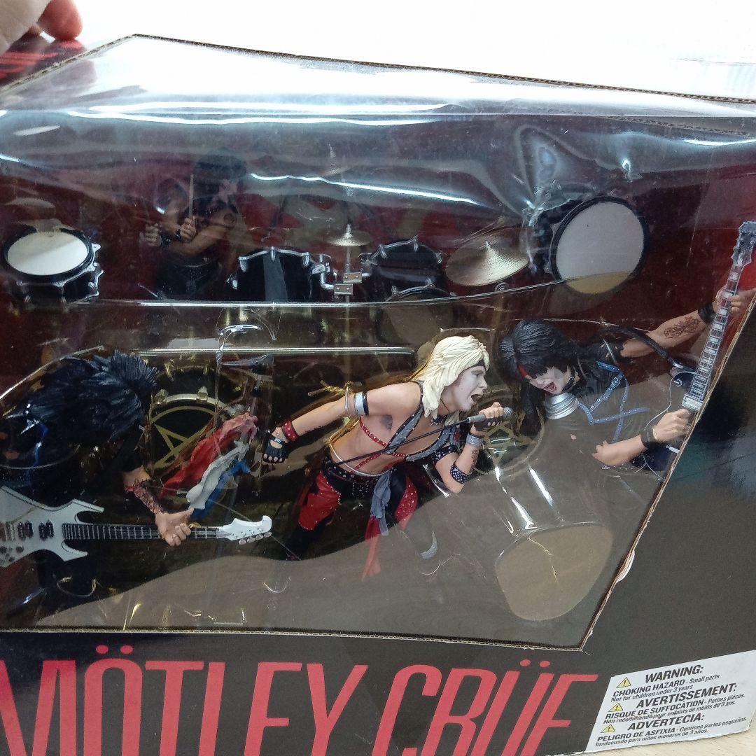 MÖTLEYCRÜESHOUTATTHEDEVILデラックスボックスエディション