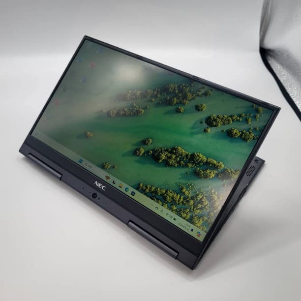 タッチ バッテリー◎ フルHD NEC i7-7 SSD256GB 2in1