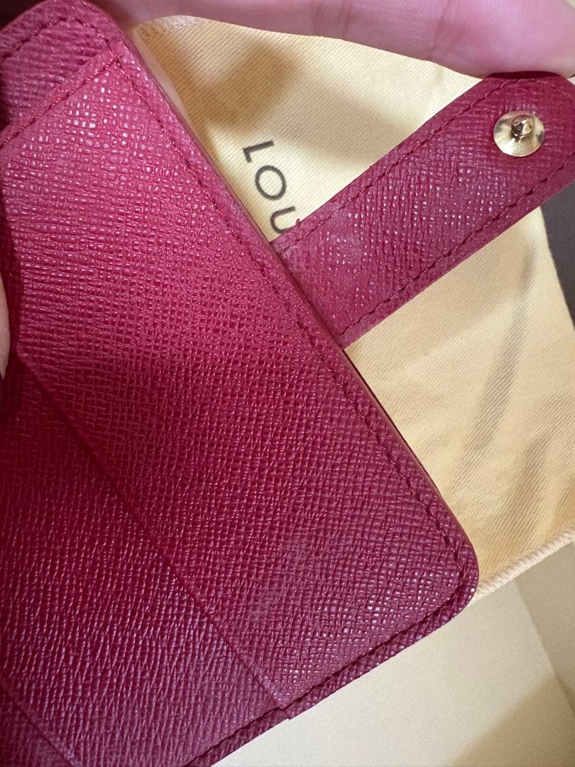 チェリー 二つ折り財布