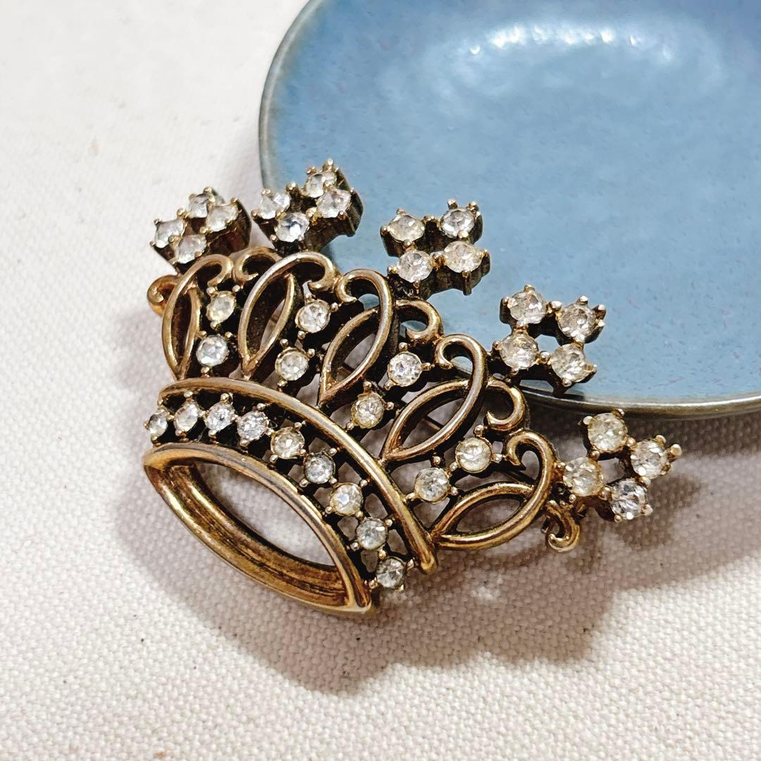 トリファリ ゴールド 大きめ 王冠のブローチ ピン