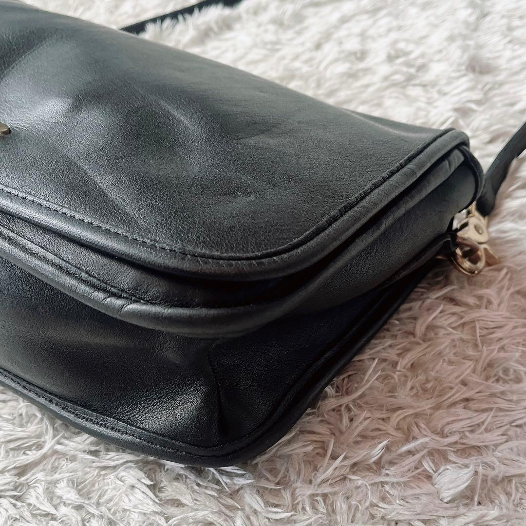 オールドコーチ USA製 ショルダーバッグ ターンロック 黒ブラック