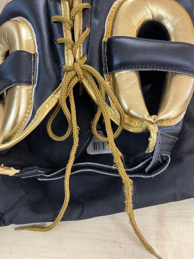 アディダス　ヘッドギア　ブラックゴールド　エマサイズ