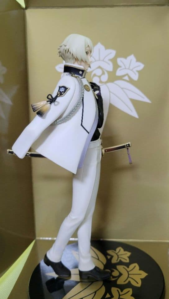 刀剣乱舞　髭切1/8フィギュア