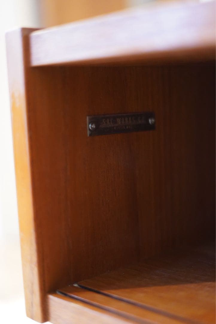 ブラウン木製テレビ台 引き出し付き