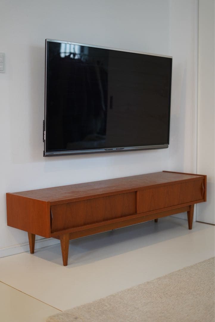 ブラウン木製テレビ台 引き出し付き
