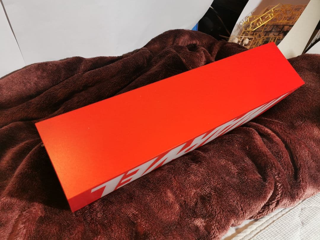 Hot toys marvel ロゴライトボックス　箱付き　マーベル