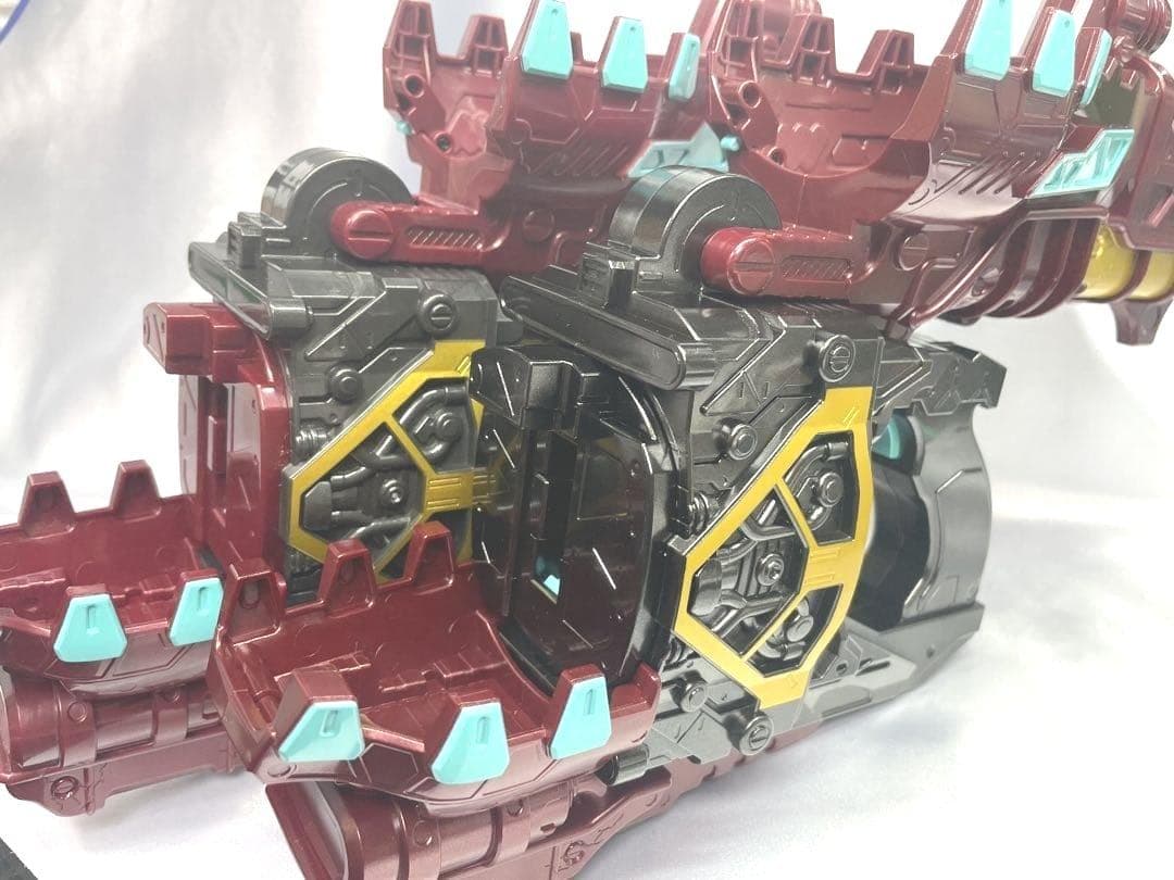 仮面ライダーガヴ　DX変身銃ベイクマグナム　重塗装＆発光改造＆音量アップ