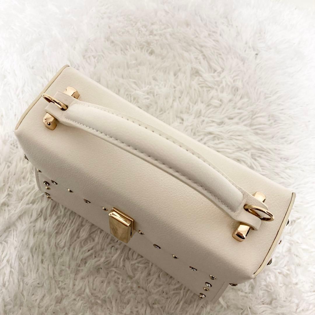 美品♡ セルフォード リュタン ビジュースタッズポシェット 白 アイボリー