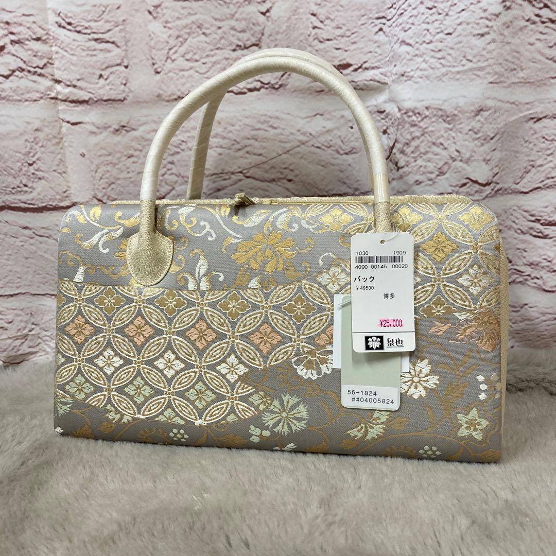 和装用バッグ 金色と銀色の花柄　着物　絹　シルクガード　未使用