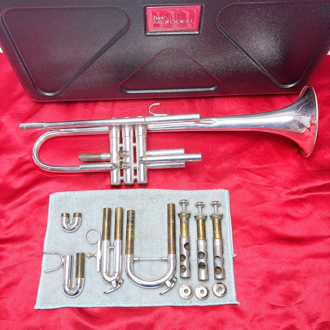 Bach バック TR-300 トランペット B♭ マウスピースなし