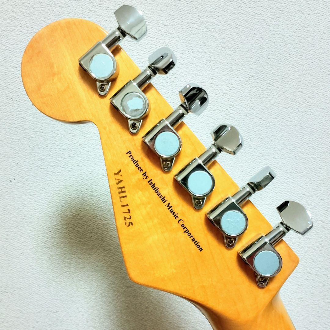 Mavis　ストラトキャスタータイプ　エレキギター　弦は新品に交換済み！