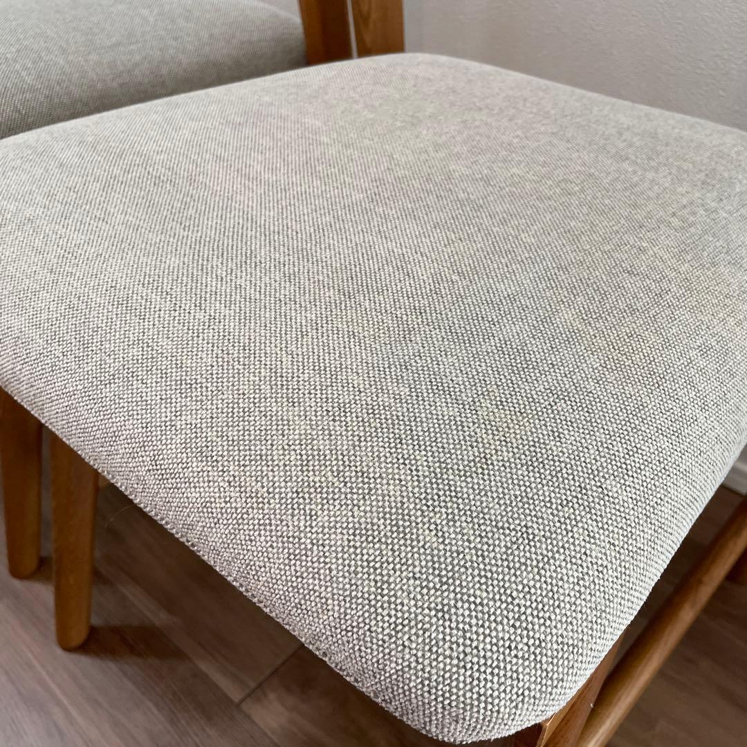 unico ダイニングテーブルセット(テーブルのページ)