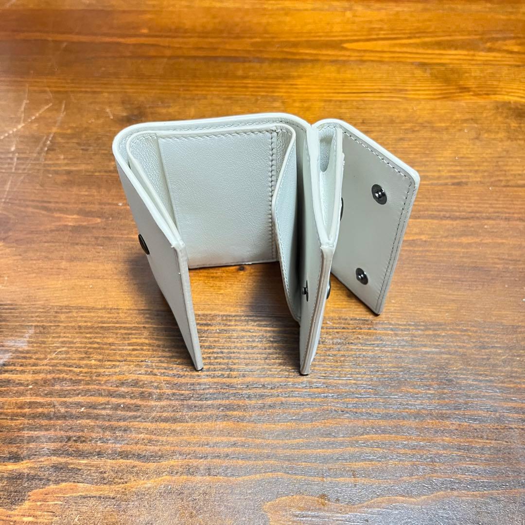 桃*郎様 BRUNELLO CUCINELLI 三つ折り財布 ホワイト