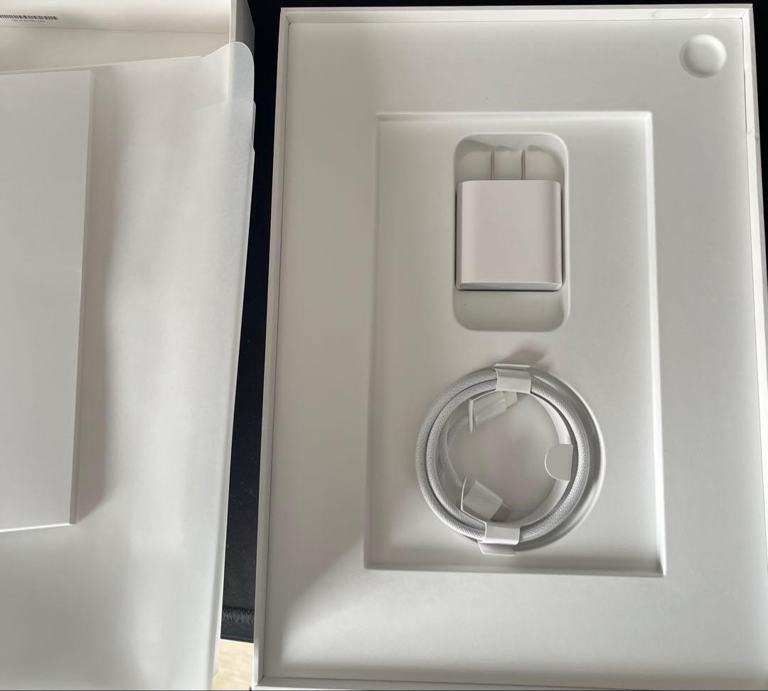 Apple iPad A16 ブルー Wi-Fi 128GB カバー付き