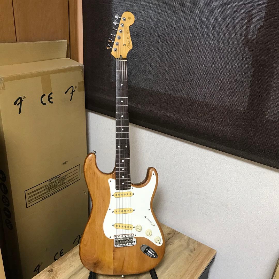 Fender Japan ストラト ST-500VR Refinish 中古品