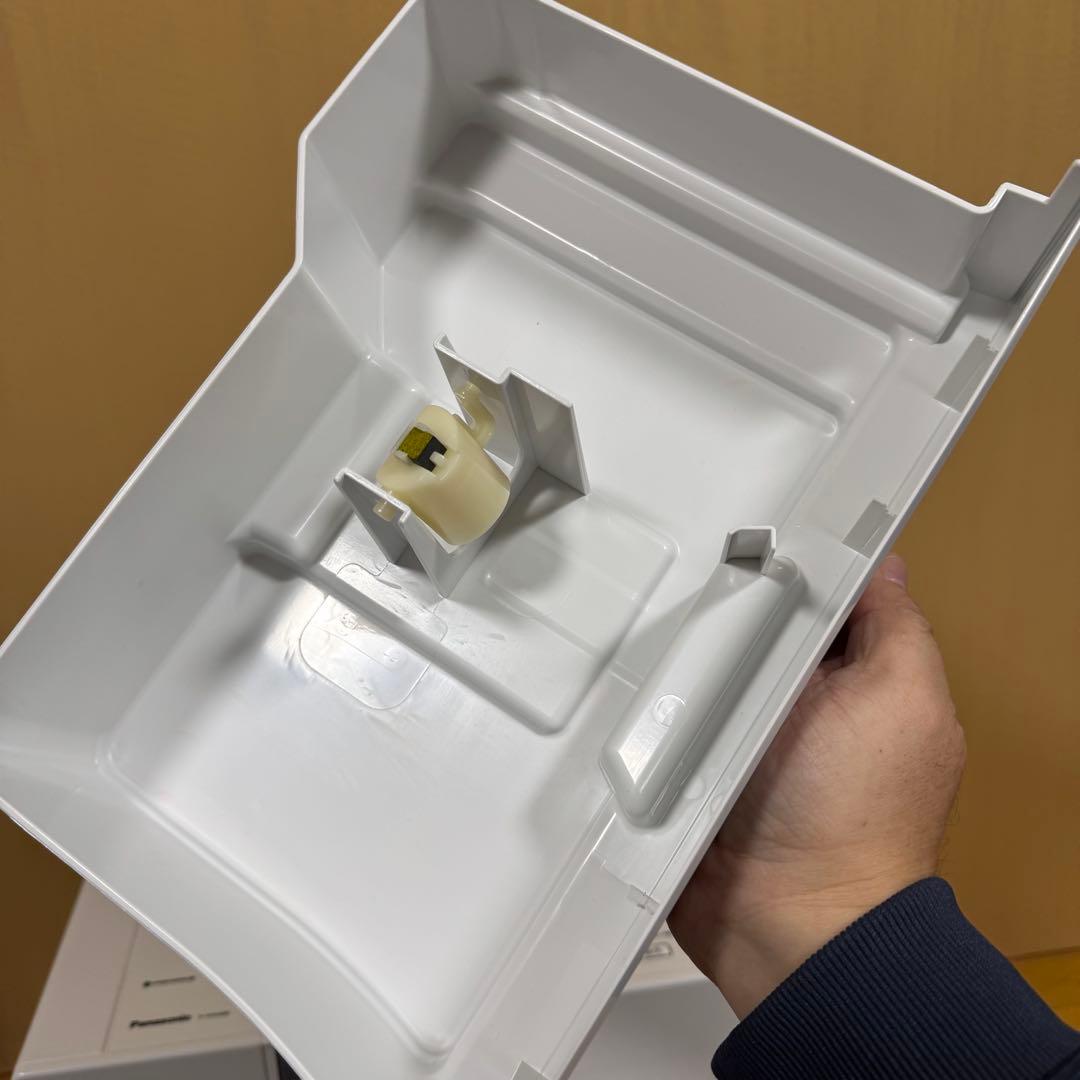 2022年製パナソニック 衣類乾燥除湿機ナノイーX ハイブリッドF-YHVX90