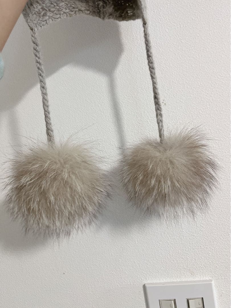 最終価格 INVERNI 3ツポンポンニット帽　ニット帽