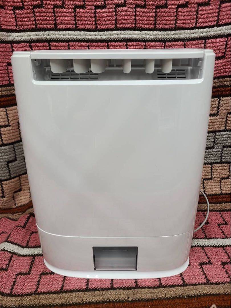 パナソニック　衣類乾燥除湿機　　F-YZUX60