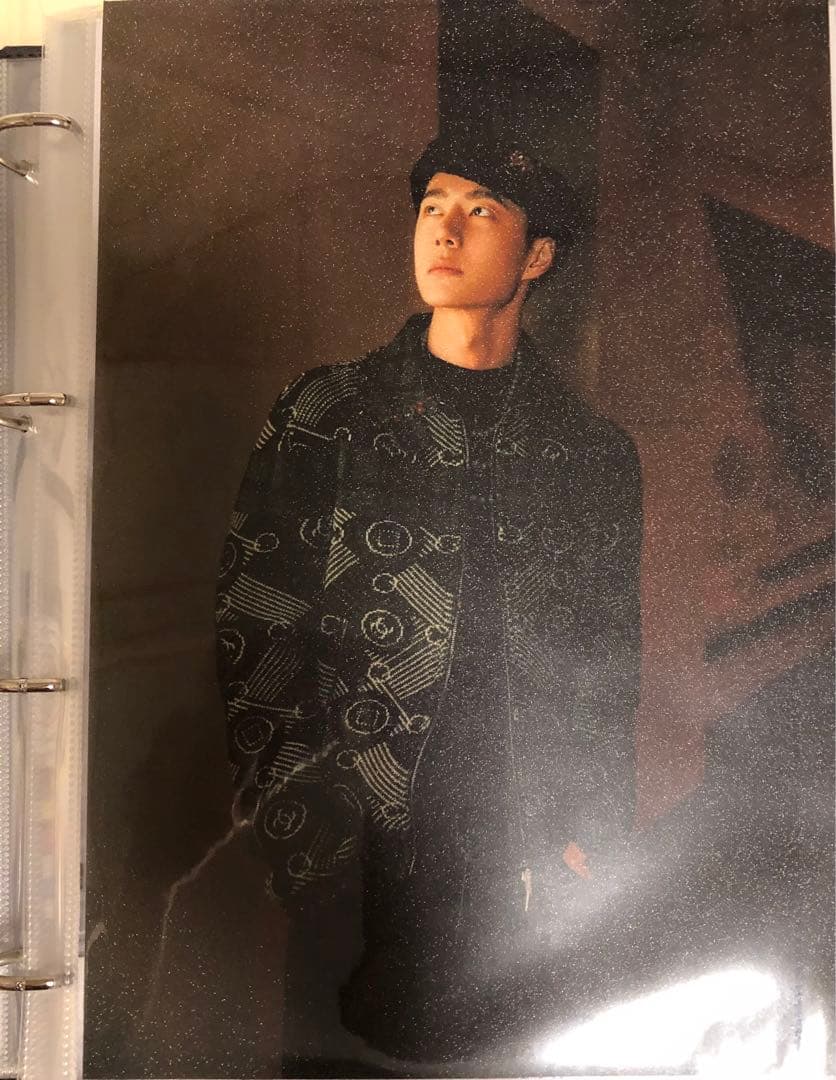 王一博 カードバインダー＋A4・Pカード他リフィル50枚付 アルバム w写真集