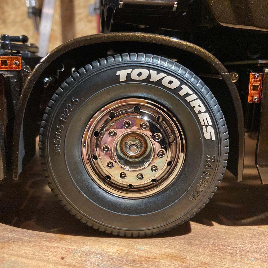 タミヤスカニア8×4 BMW B09マラケシュブラウンウレタン鏡面塗装仕上げ