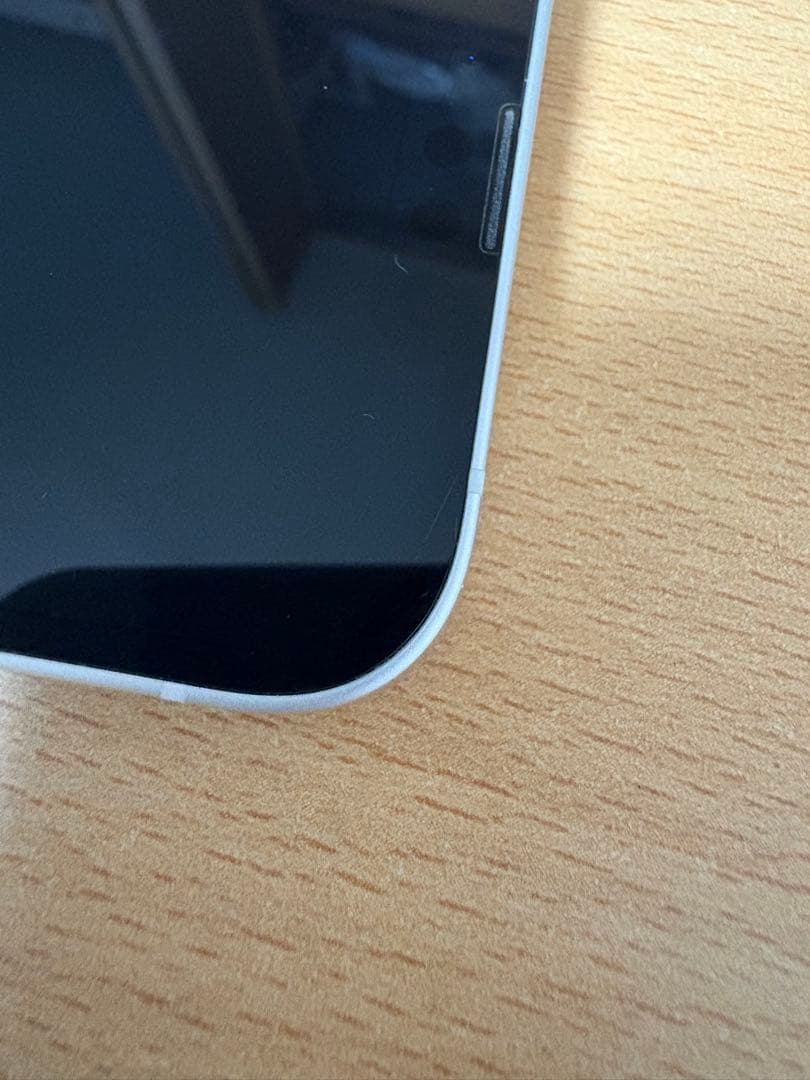 iPhone 13 ホワイト 128GB 本体 箱、保護フィルム、レンズカバー付