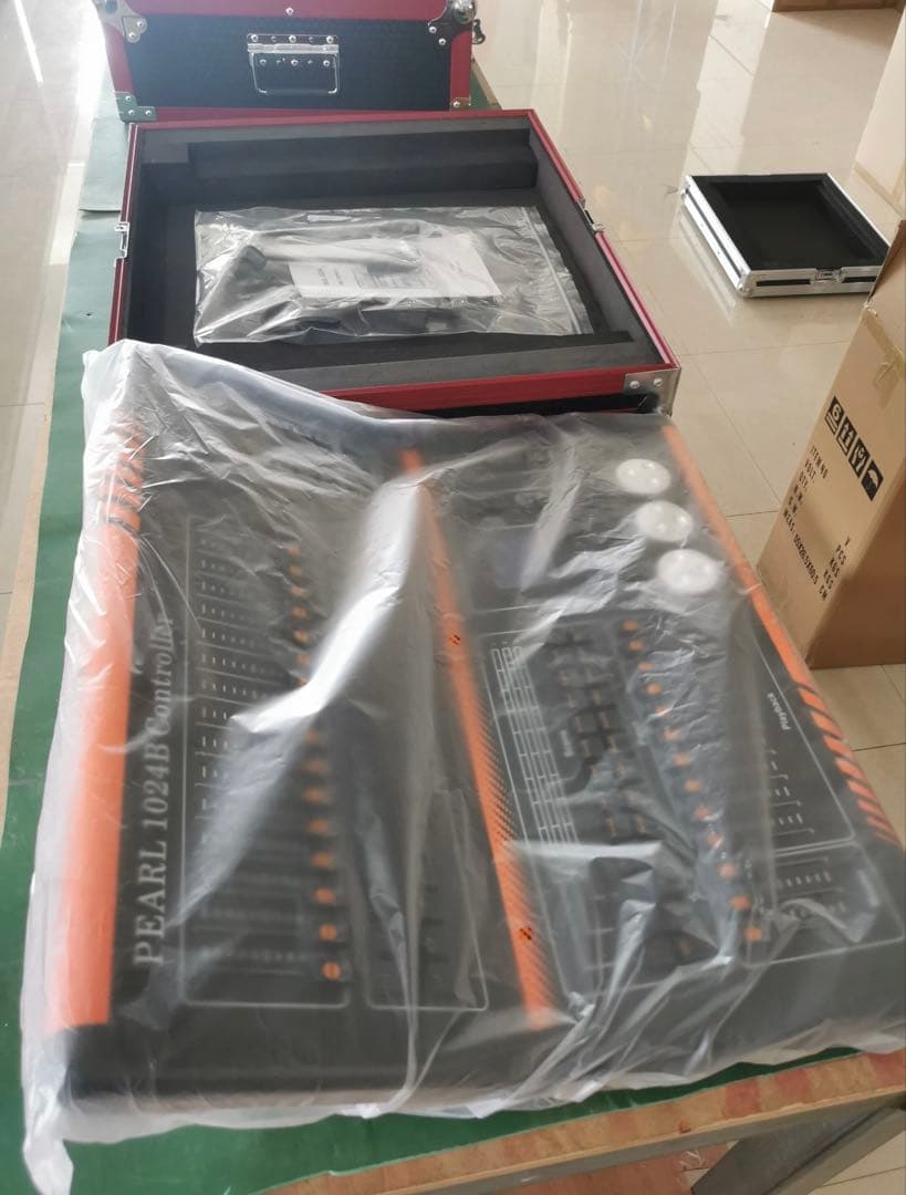 DMXコントローラー　PAERL1024B