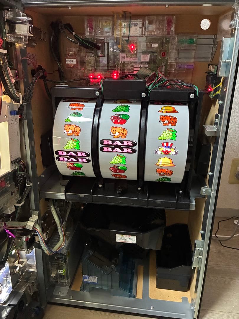 【たのメル便/送料無料】マイジャグラー4 実機【不要機付き】