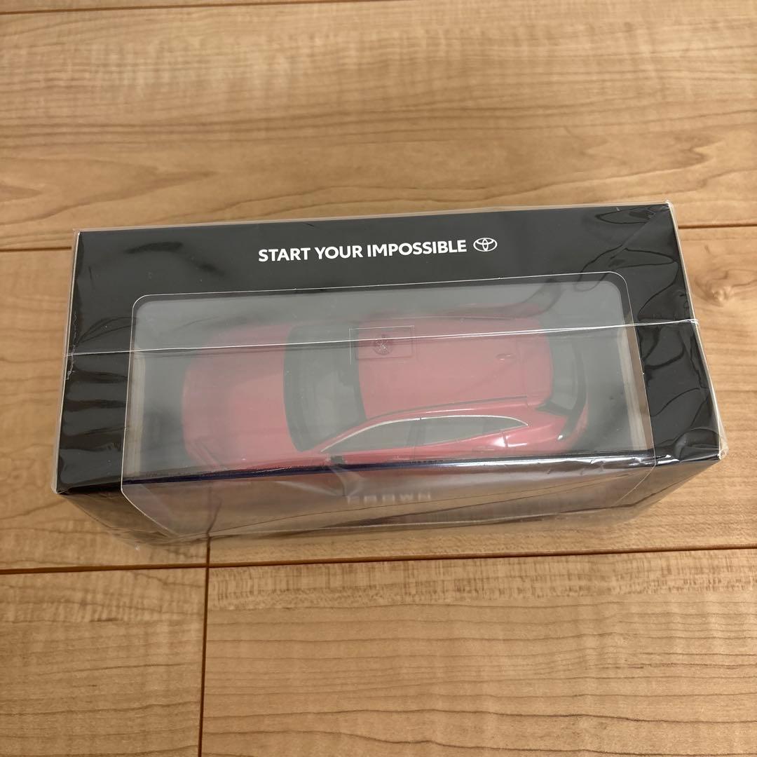 トヨタ 新型クラウンスポーツ ミニカー 非売品