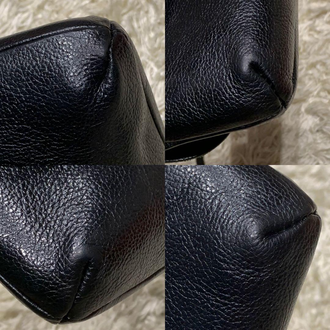 極美品✨イルビゾンテ ショルダーウォレット ブラック ロゴ レザー 革