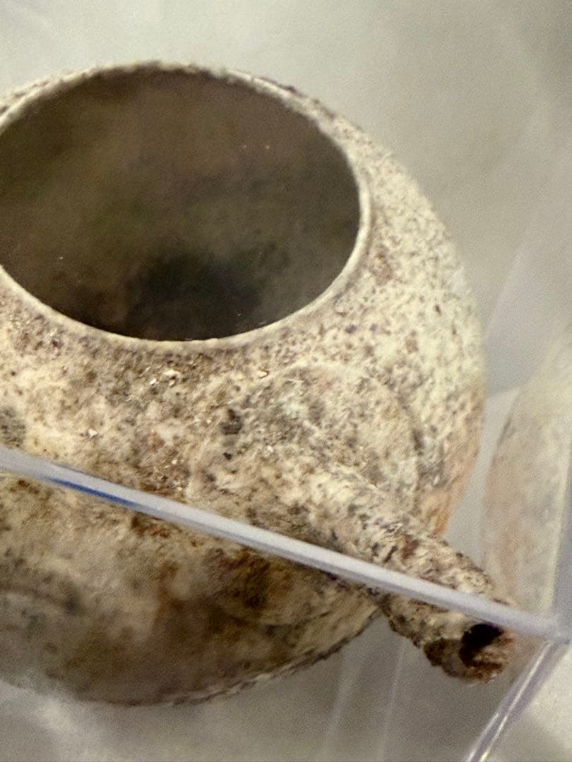 専用ケース付　作家もの　月面の様な陶磁器の茶道具　酒器　蓋の無い注器