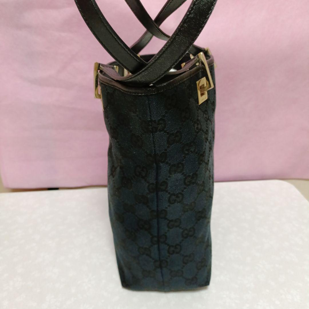 GUCCIバケツ型バッグ