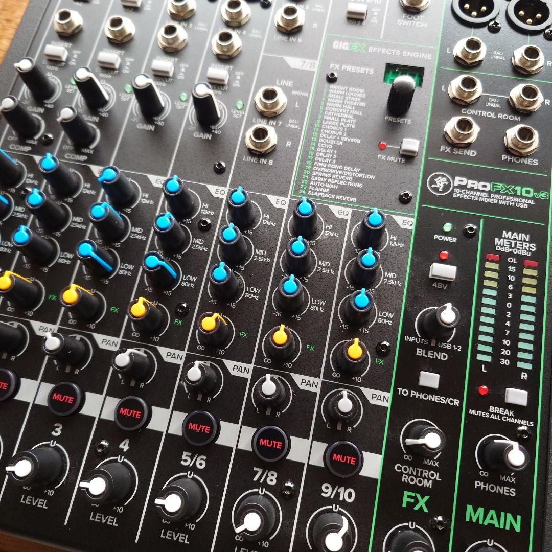 Mackie ProFX10 v3 アナログミキサー（USB接続不可)