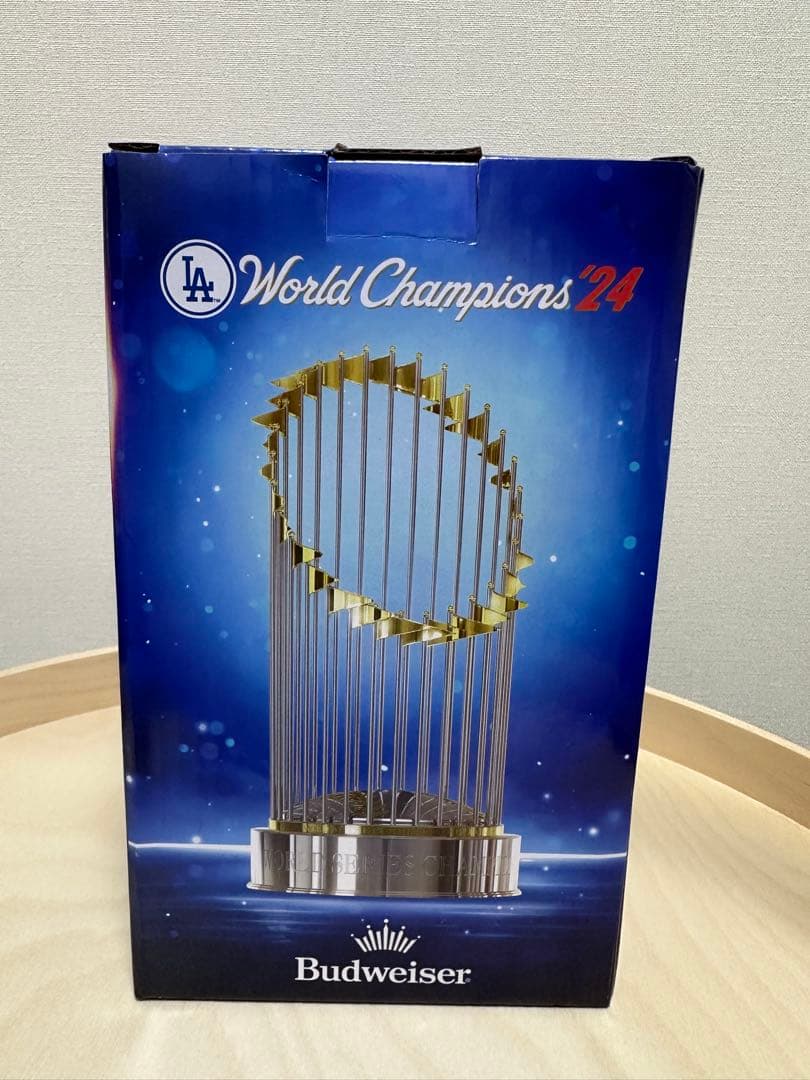 ロサンゼルス・ドジャース レプリカトロフィー　6/17試合