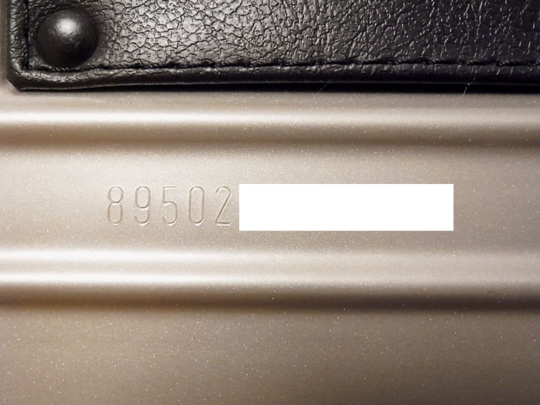 ◇リモワ サルサ ビジネス 23L 限定色 機内持込◇メンテ・クリーニング済