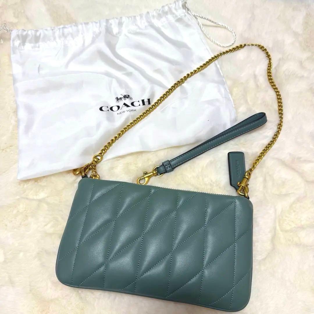 定価42,900円 COACH ショルダーバッグ　キルティング　チェーン